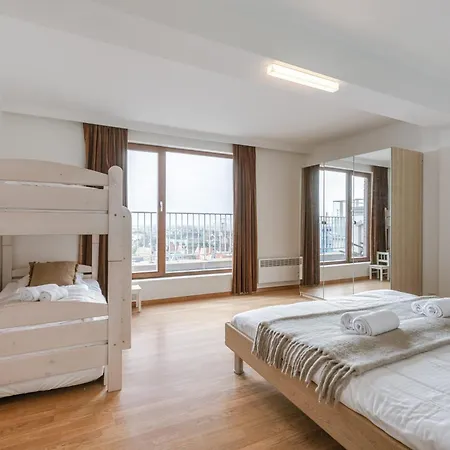 Huswell - Seaside Duplex With Four Terraces *